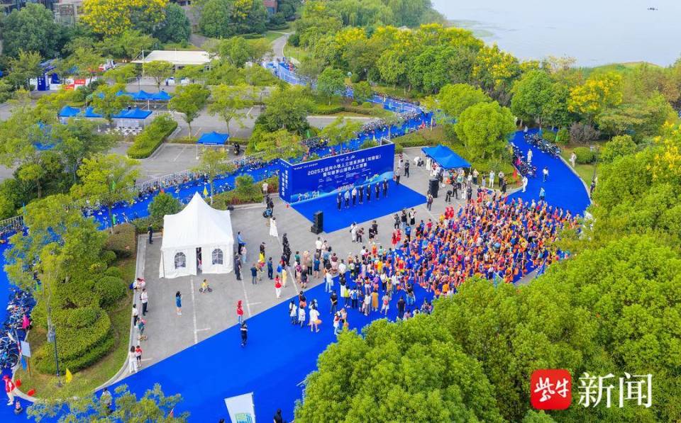 山水相逢, 是游泳, 场比赛 山水相逢, 是游泳, 场比赛